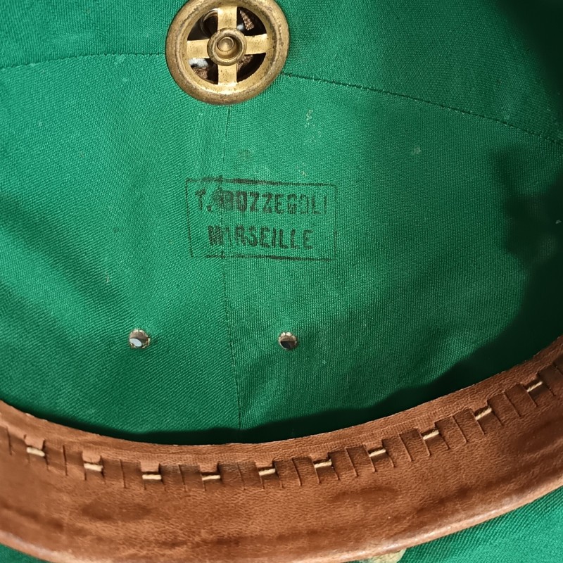 CASQUE COLONIAL GENDARMERIE MODELE 1931 FABRICATION ANNEES 1950 GRENADE ARGENTEE GENDARMERIE COLONIALE